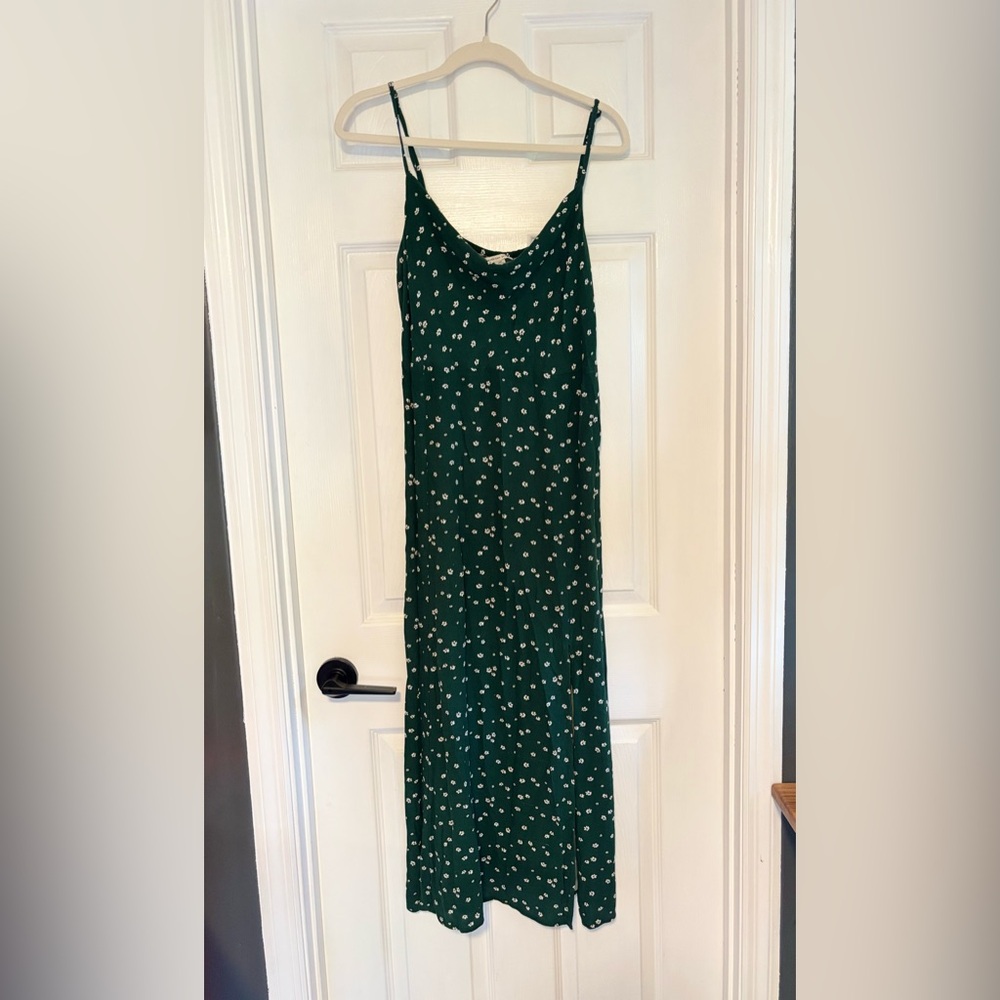 American Eagle Green Floral Maxi/Midi Dress